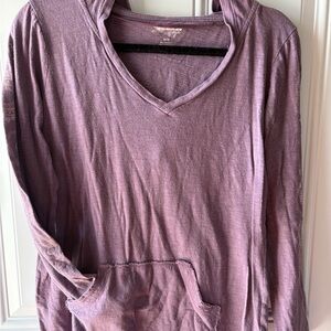 Women’s Clothing Lot – Medium + Size 6/8 – Athletic & Casual Bundle